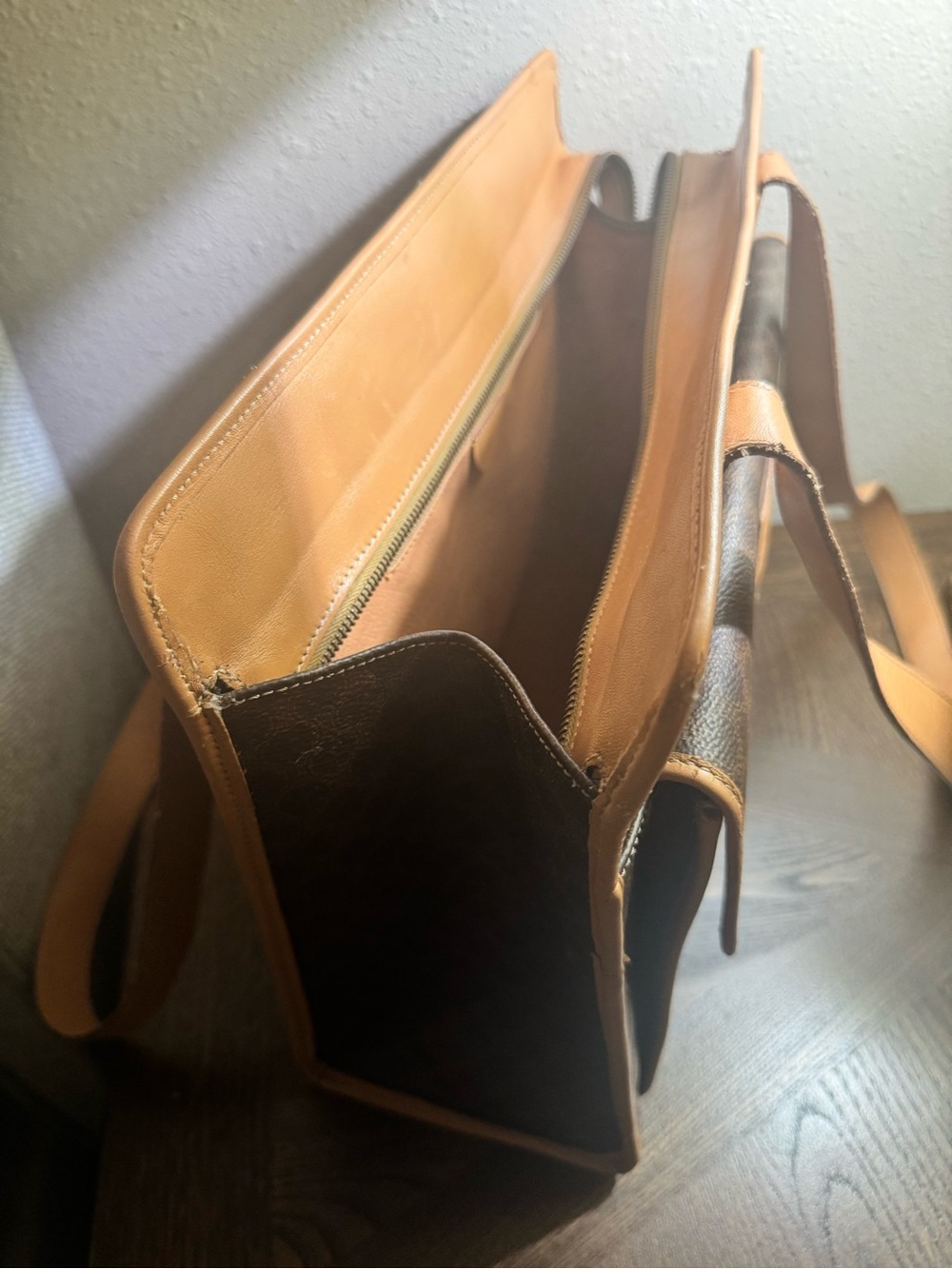 Authentic Celine Classic Brown Tan Leather-Trim tote - Picture 13 of 16